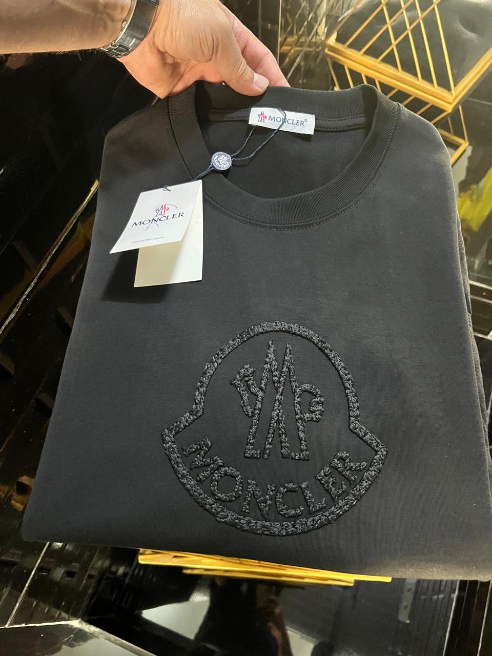 Camisa