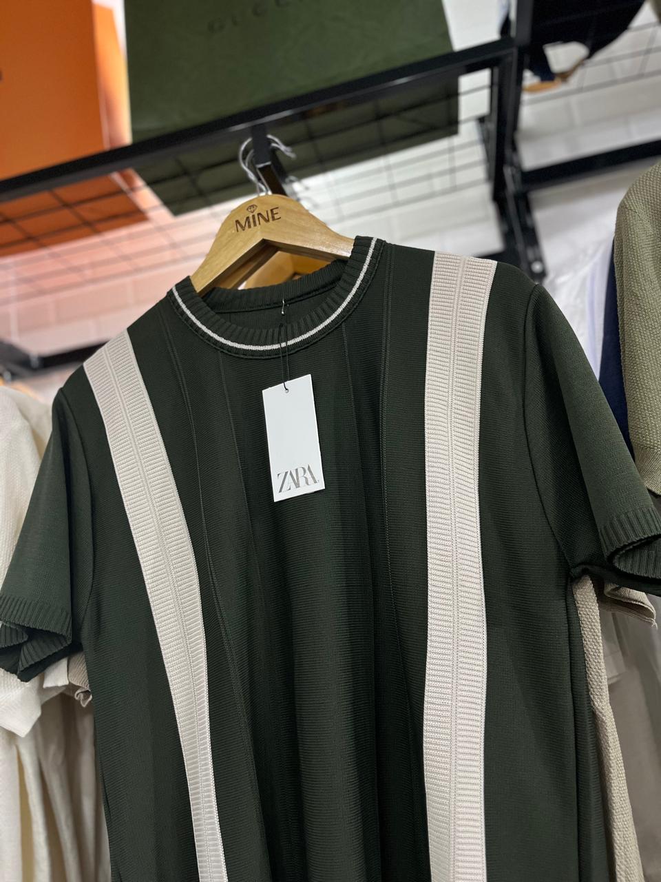 Camiseta em tricô Importada